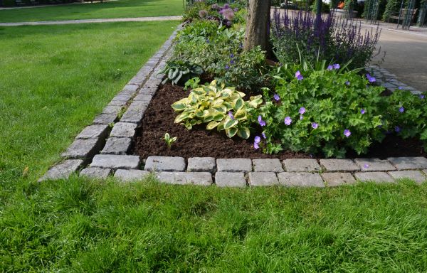 Stone Edging Installation in Zionsville